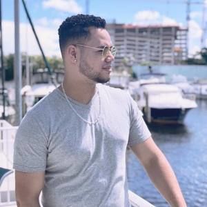 Meet your Posher, Stanley